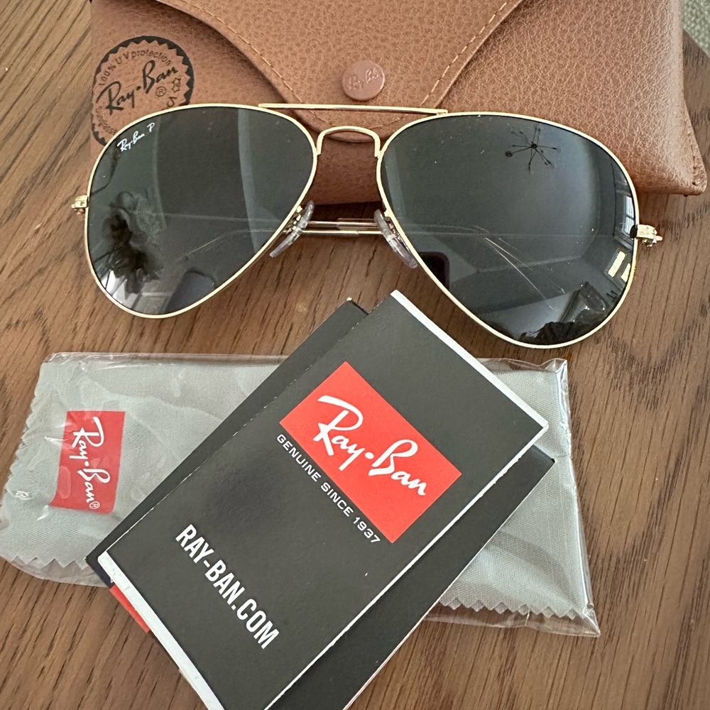 Ray-Ban Aviator Large Metal RB3025 Green Polarized Sunglasses